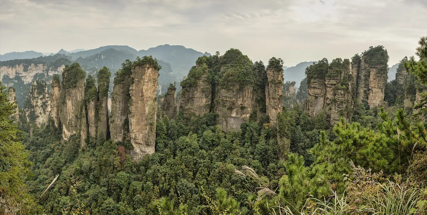 Quartzite sandstone peaks at Huangshizhai, Wulingyuan, Zhangjiajie